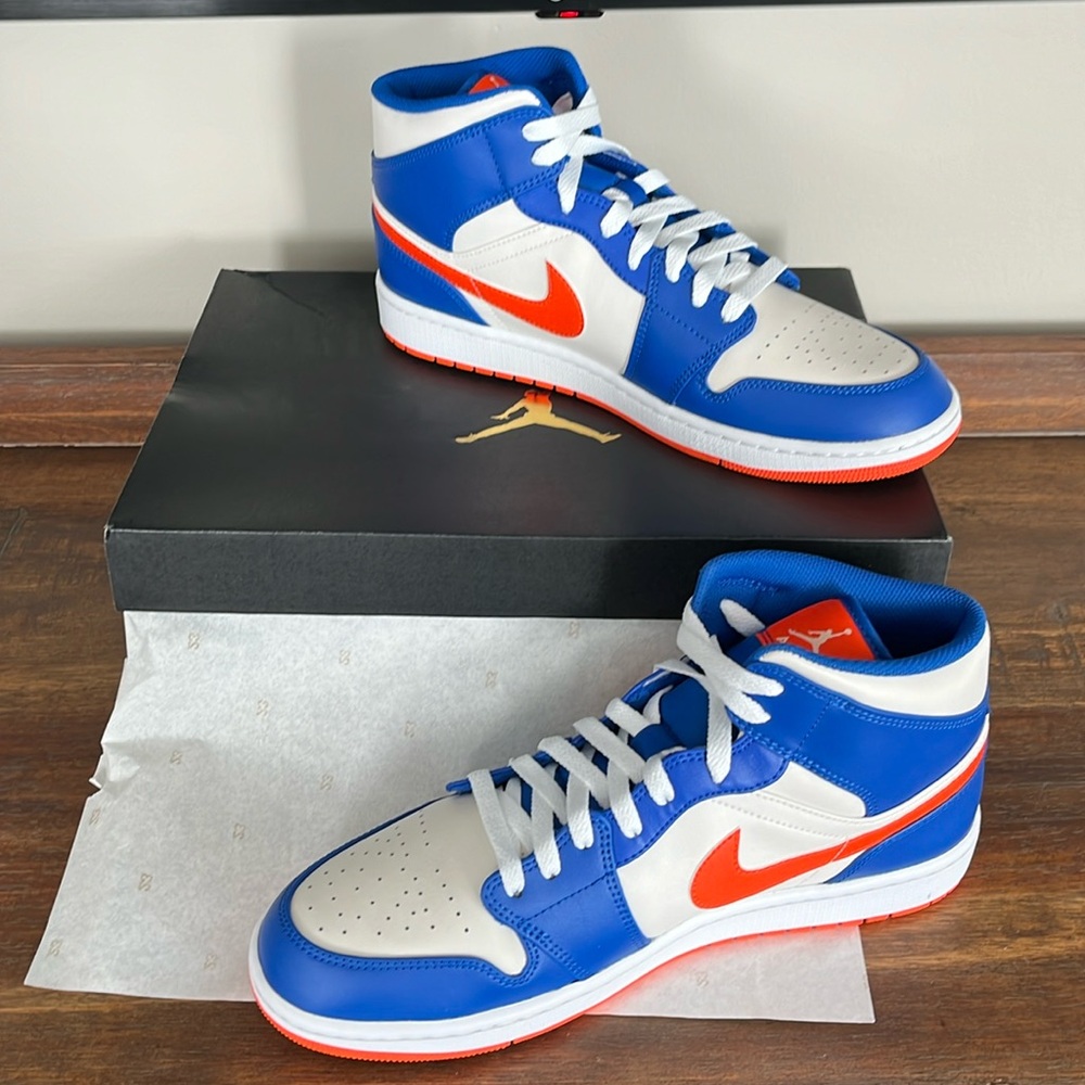 Air Jordan 1 Mid Size 12